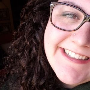 Meet your Posher, Rosalie